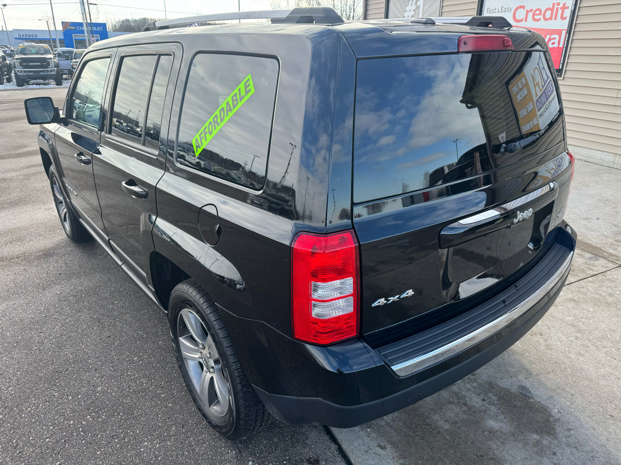 Used 2017 Jeep Patriot High Altitude image 7