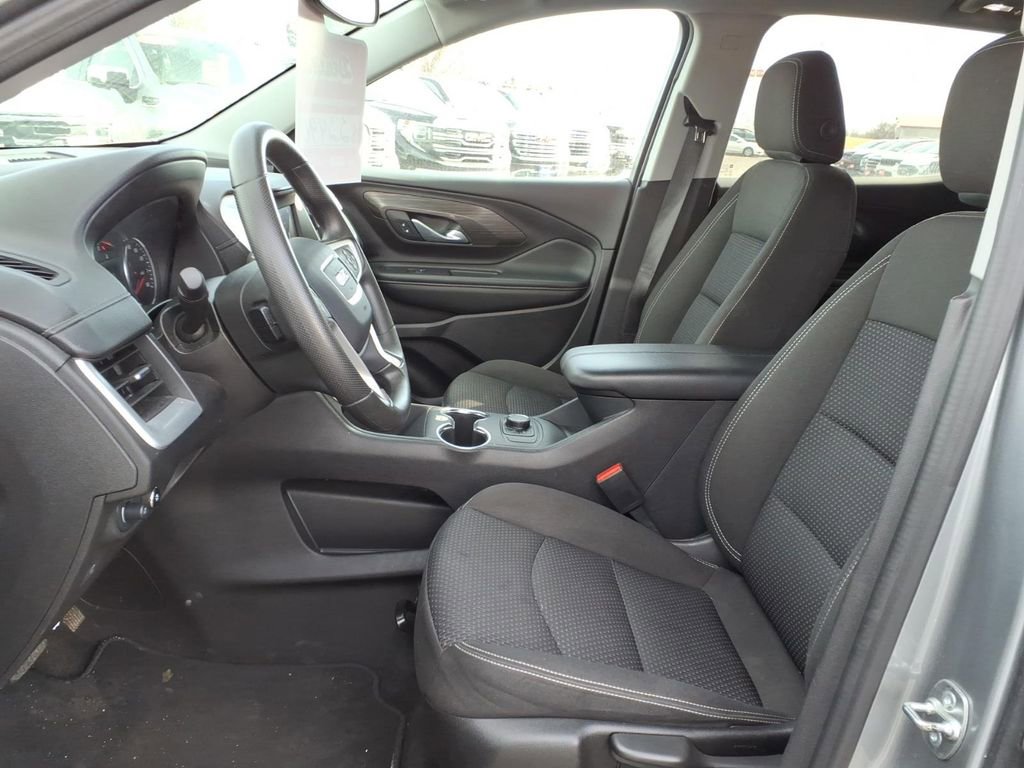 Certified 2024 GMC Terrain SLE image 4