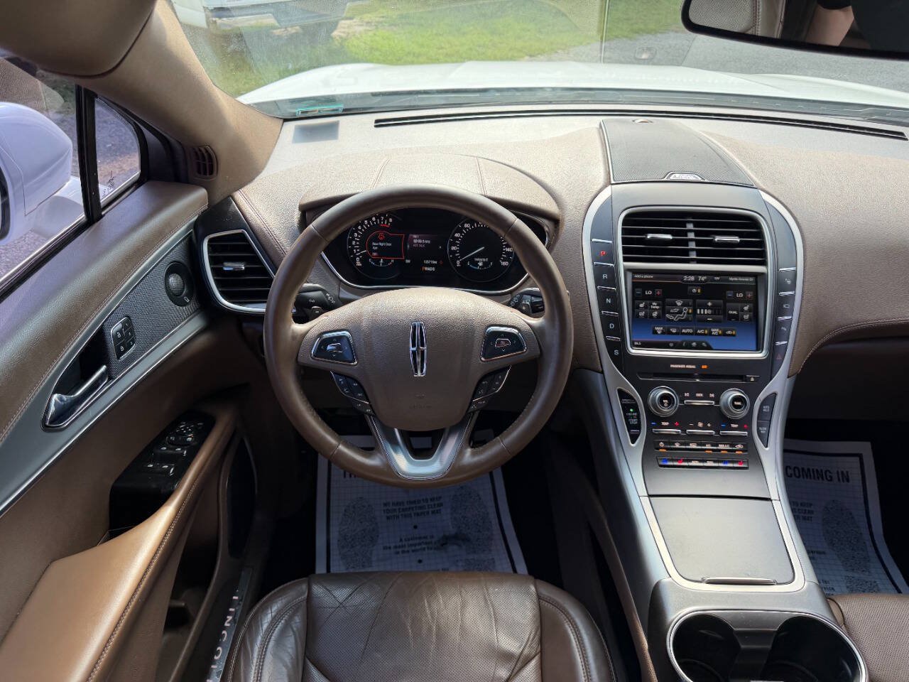Used 2016 Lincoln MKX Reserve w/ Technology Package FWD image 44