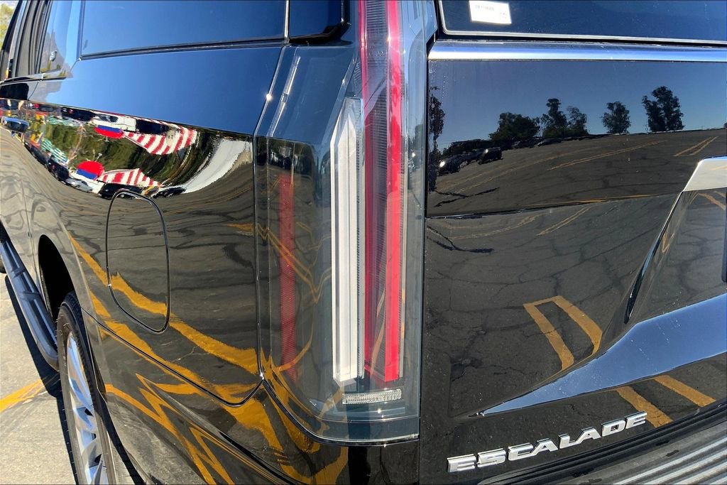 New 2026 Cadillac Escalade ESV 2WD image 15