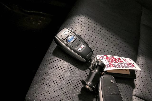 Used 2023 Subaru Outback Limited image 11