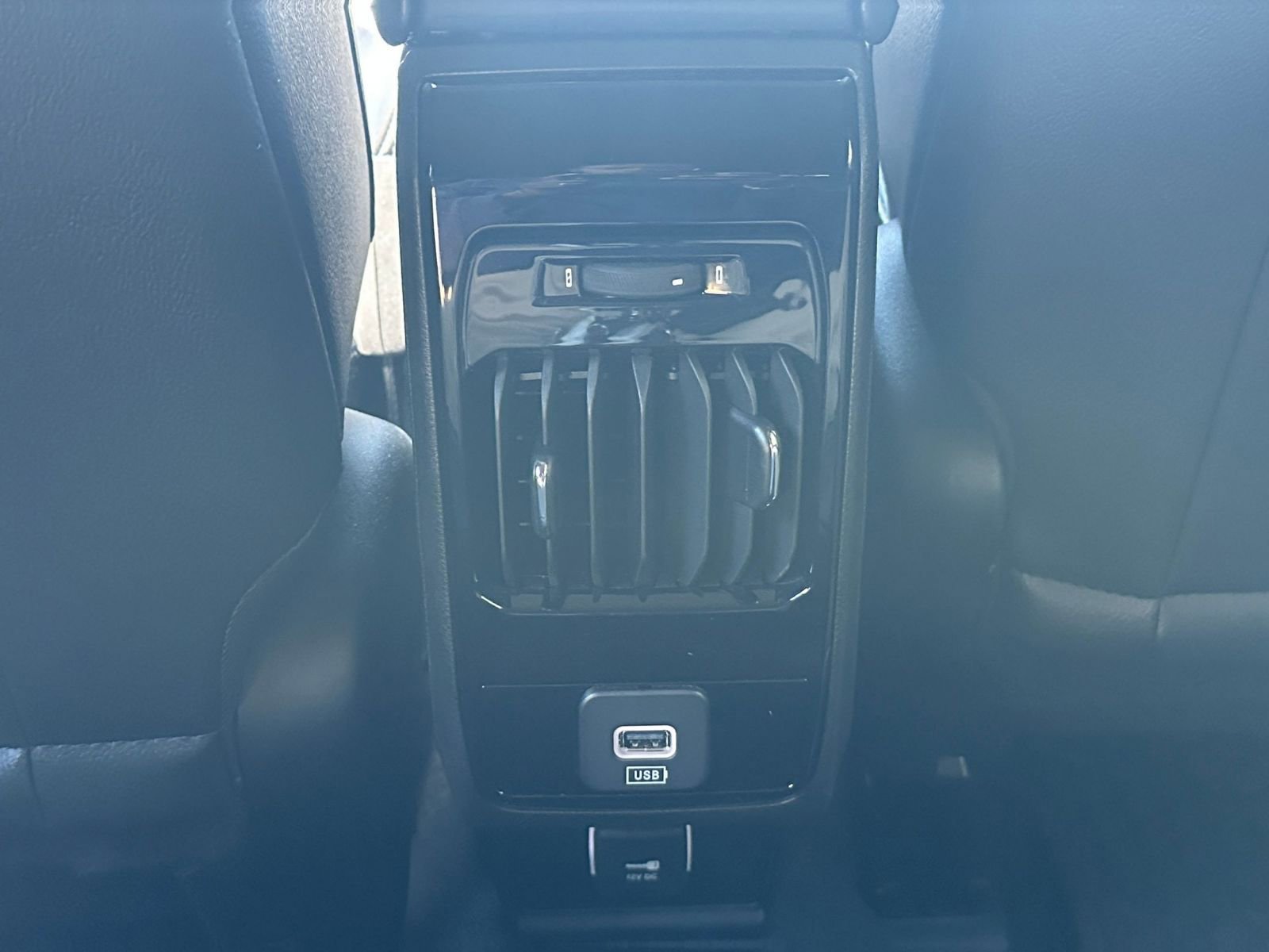 Used 2025 Jeep Compass Trailhawk w/ Trailer Tow Group image 24