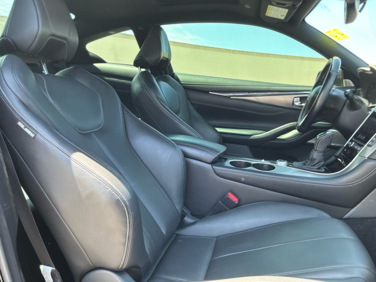 Used 2019 INFINITI Q60 3.0t Luxe RWD image 21