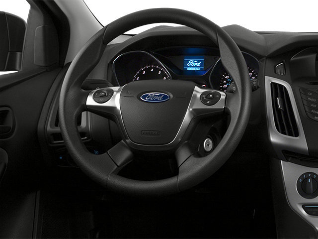 Used 2014 Ford Focus SE FWD image 6