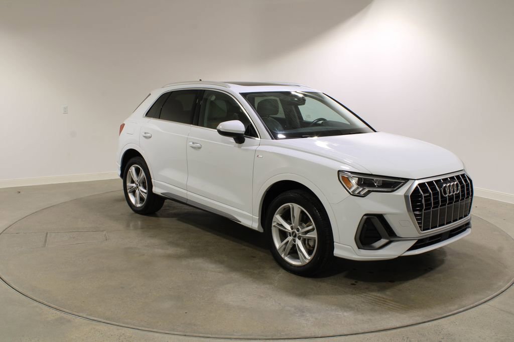 Used 2023 Audi Q3 2.0T Premium Plus image 7