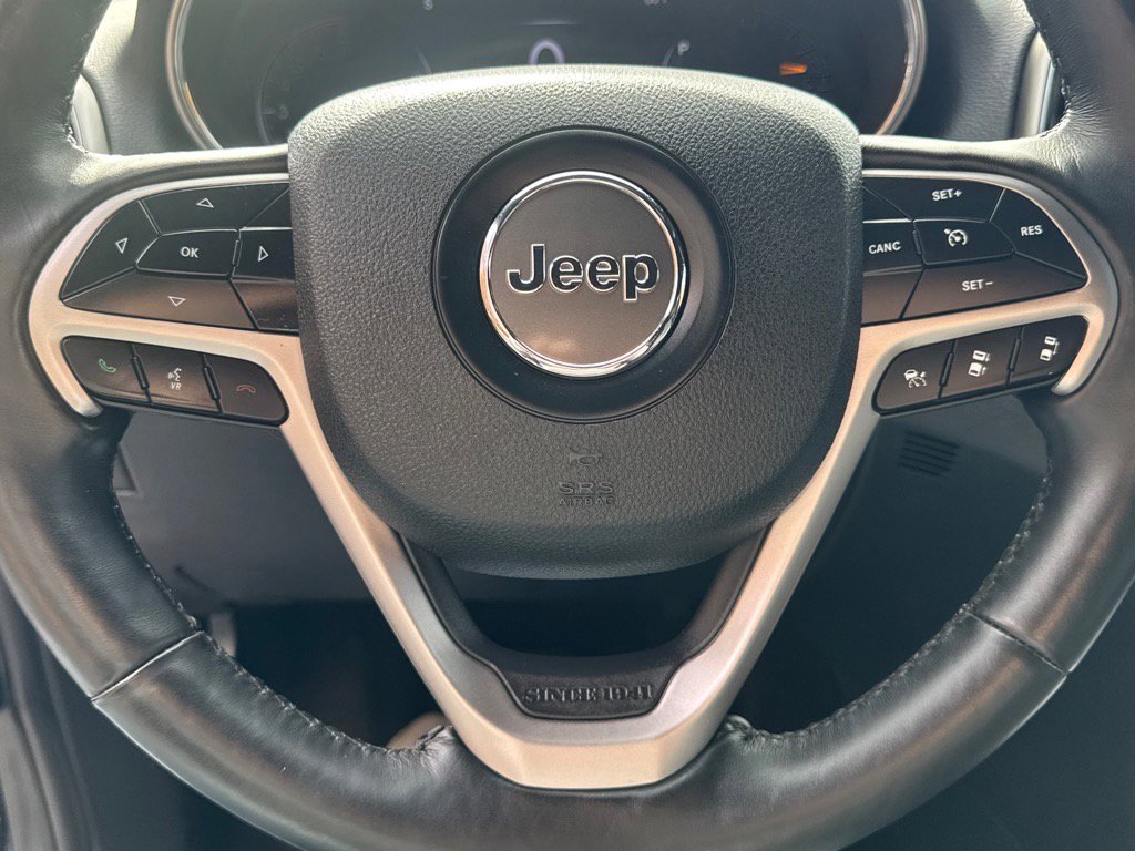 Used 2018 Jeep Grand Cherokee Limited image 11