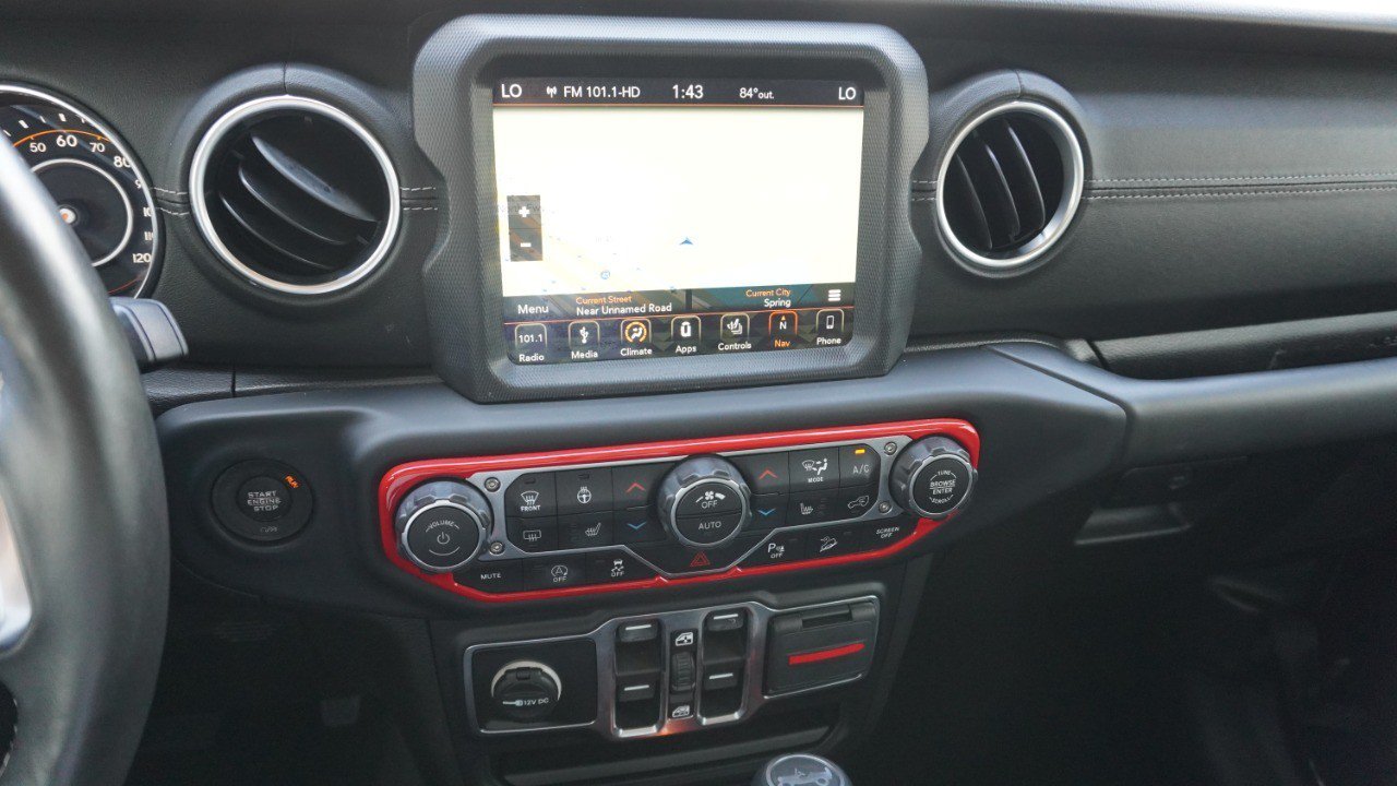 Used 2019 Jeep Wrangler Unlimited Sahara w/ Quick Order Package 24M Moab AWD/4WD image 18
