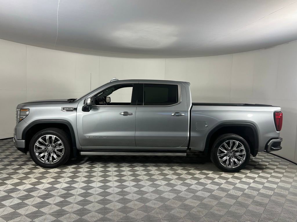 Used 2024 GMC Sierra 1500 Denali w/ Denali Reserve Package image 10