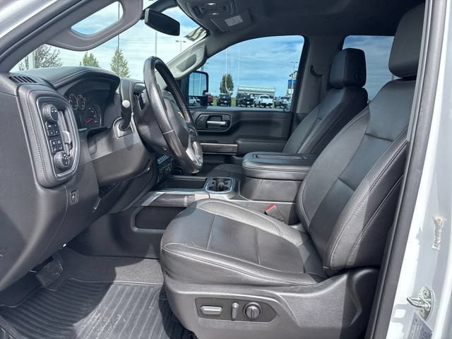 Certified 2022 Chevrolet Silverado 3500 LTZ w/ LTZ Convenience Package AWD/4WD image 9