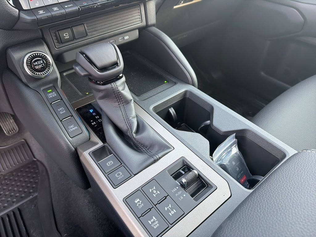 New 2026 Toyota Land Cruiser image 9