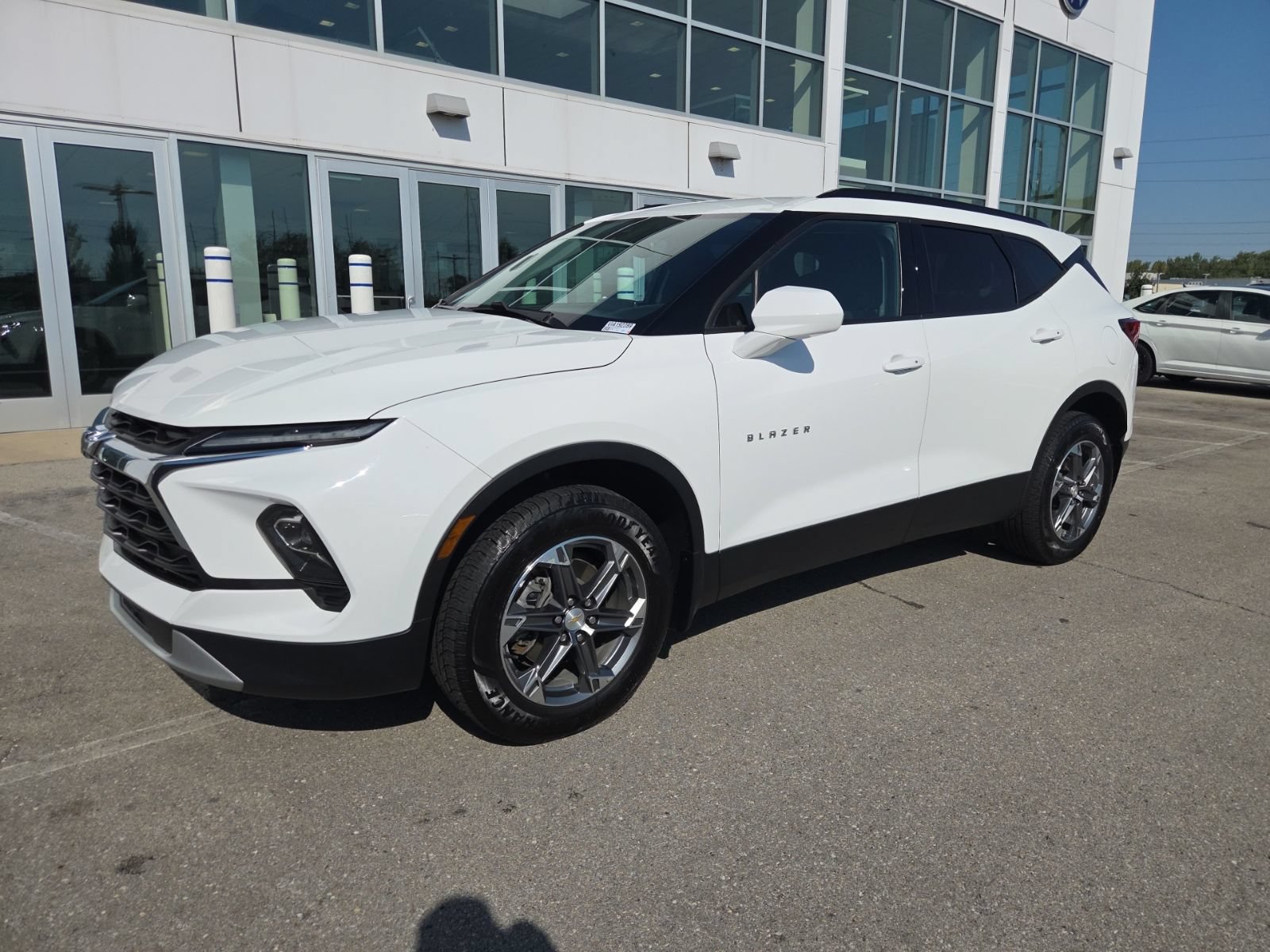 Used 2024 Chevrolet Blazer LT w/ Convenience Package AWD/4WD image 13