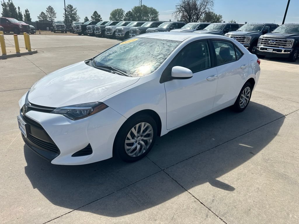 Used 2019 Toyota Corolla LE FWD image 30