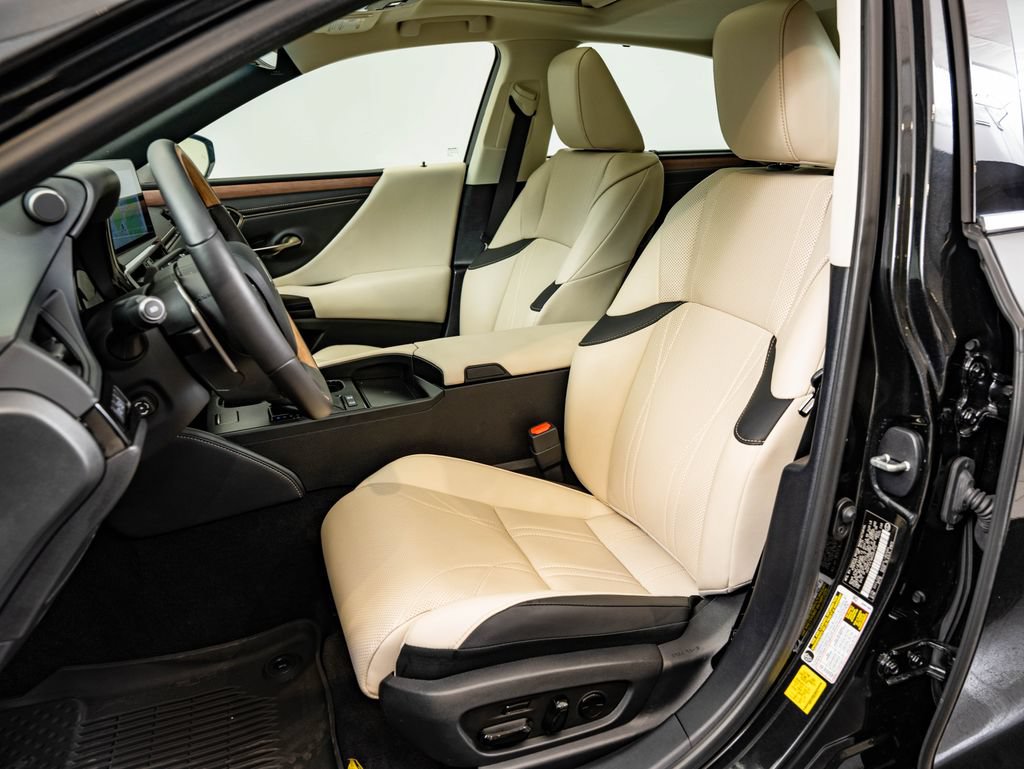 Certified 2024 Lexus ES 300h Ultra Luxury FWD image 22