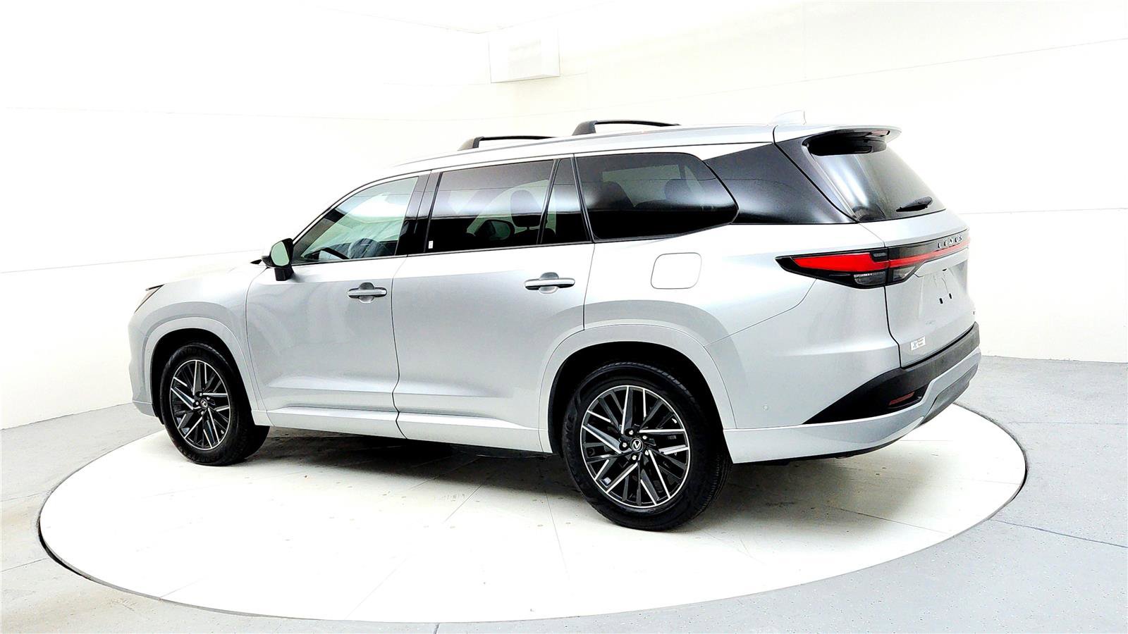 Used 2024 Lexus TX 350 AWD image 4