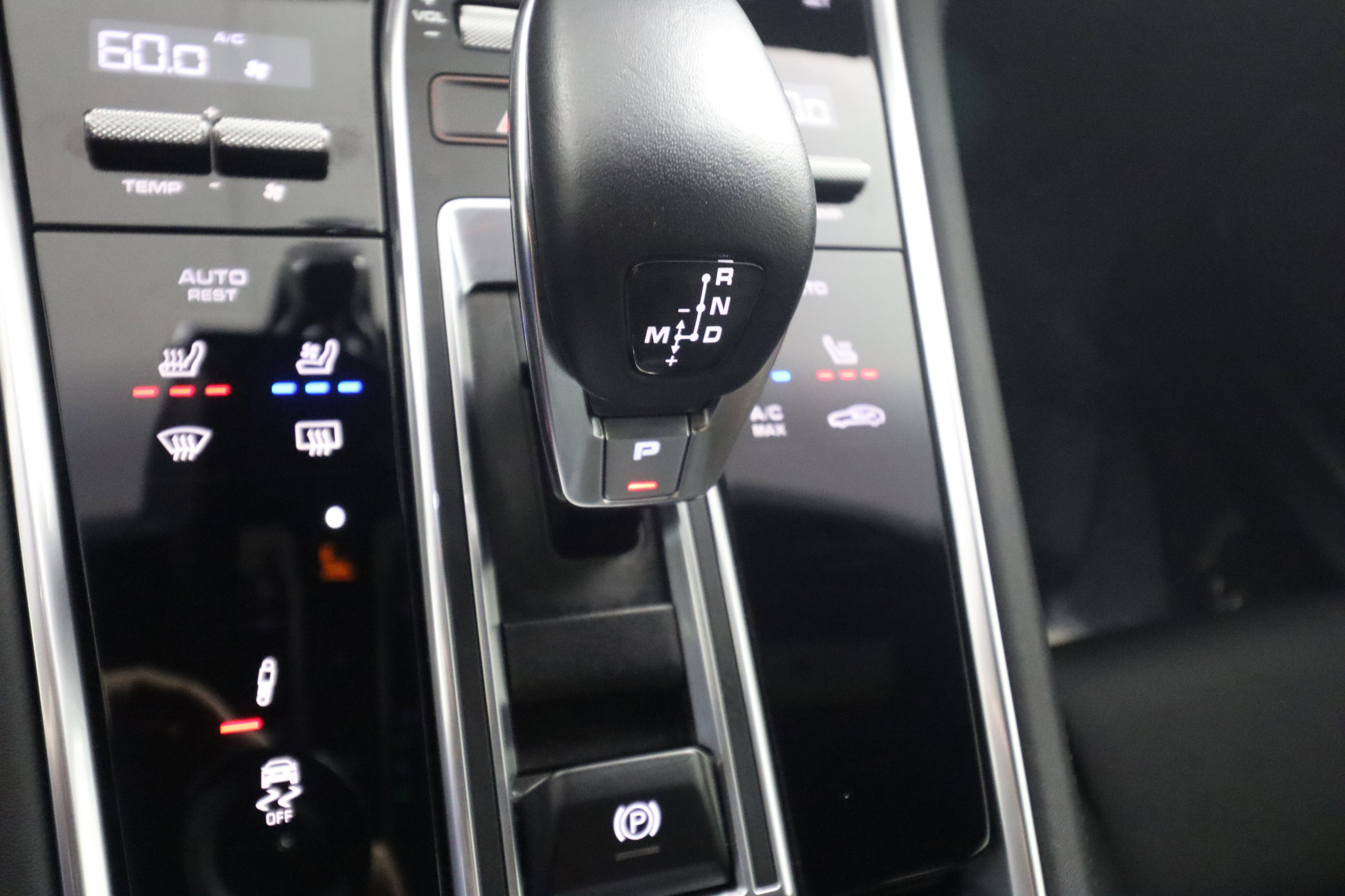 Certified 2022 Porsche Panamera Turbo S image 23