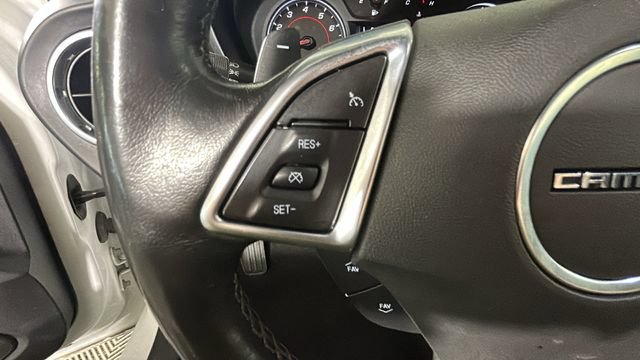 Used 2016 Chevrolet Camaro LT RWD image 15