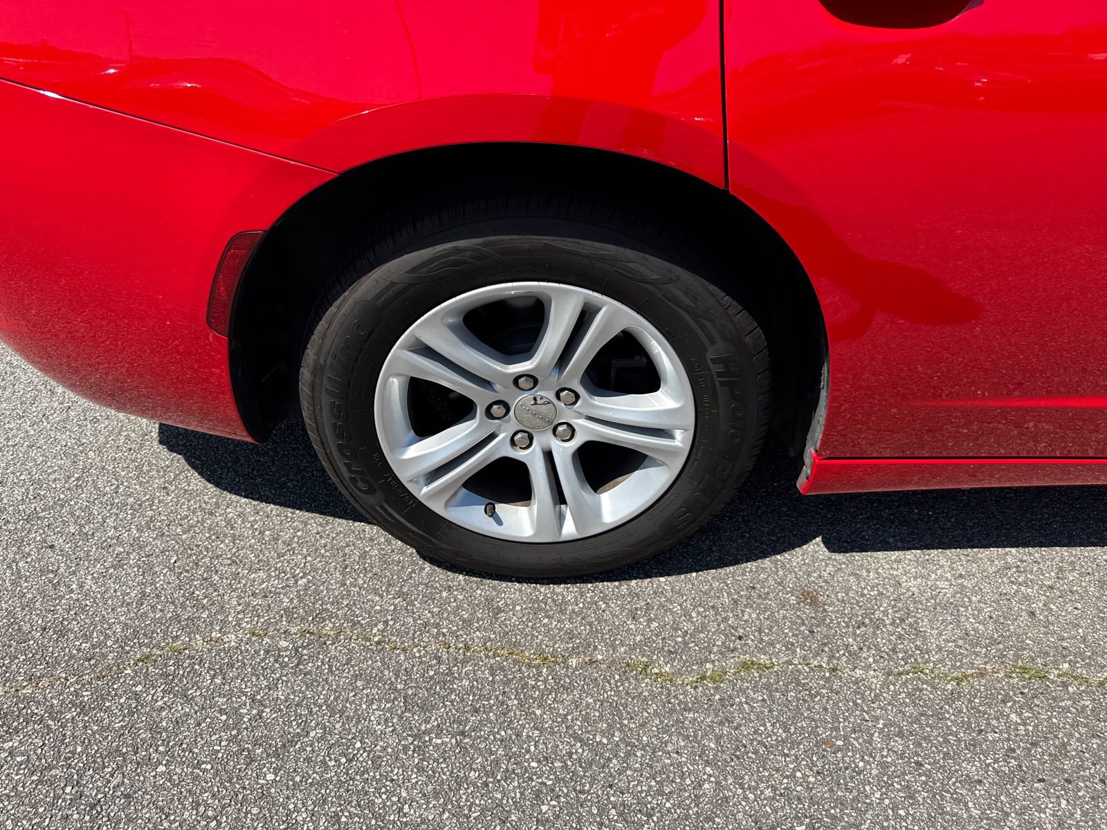 Used 2018 Dodge Charger SXT RWD image 17