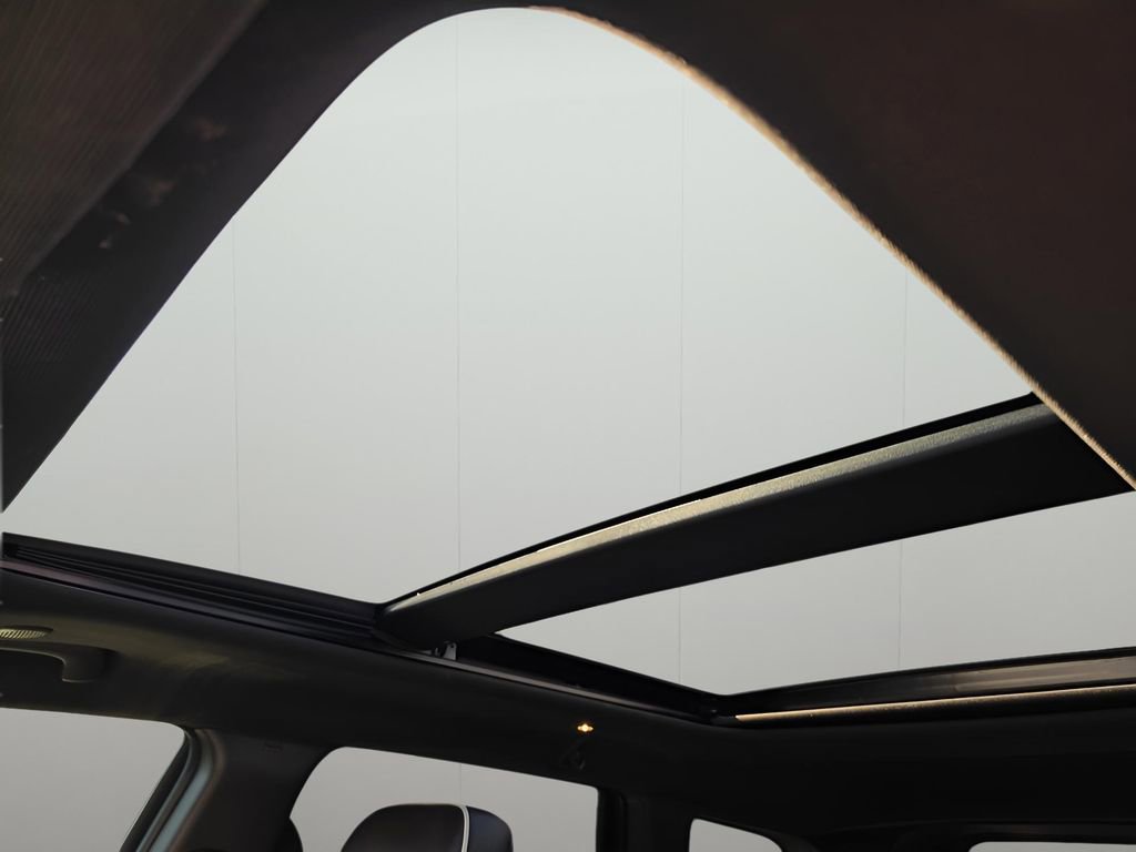 Used 2019 Jeep Grand Cherokee Overland image 37