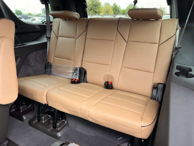 New 2027 Cadillac Escalade ESV Luxury AWD/4WD image 28