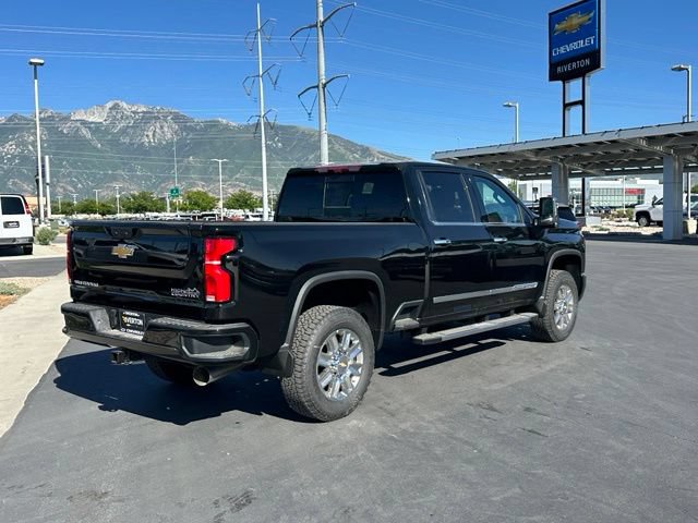 New 2026 Chevrolet Silverado 3500 High Country w/ High Country Premium Package AWD/4WD image 7