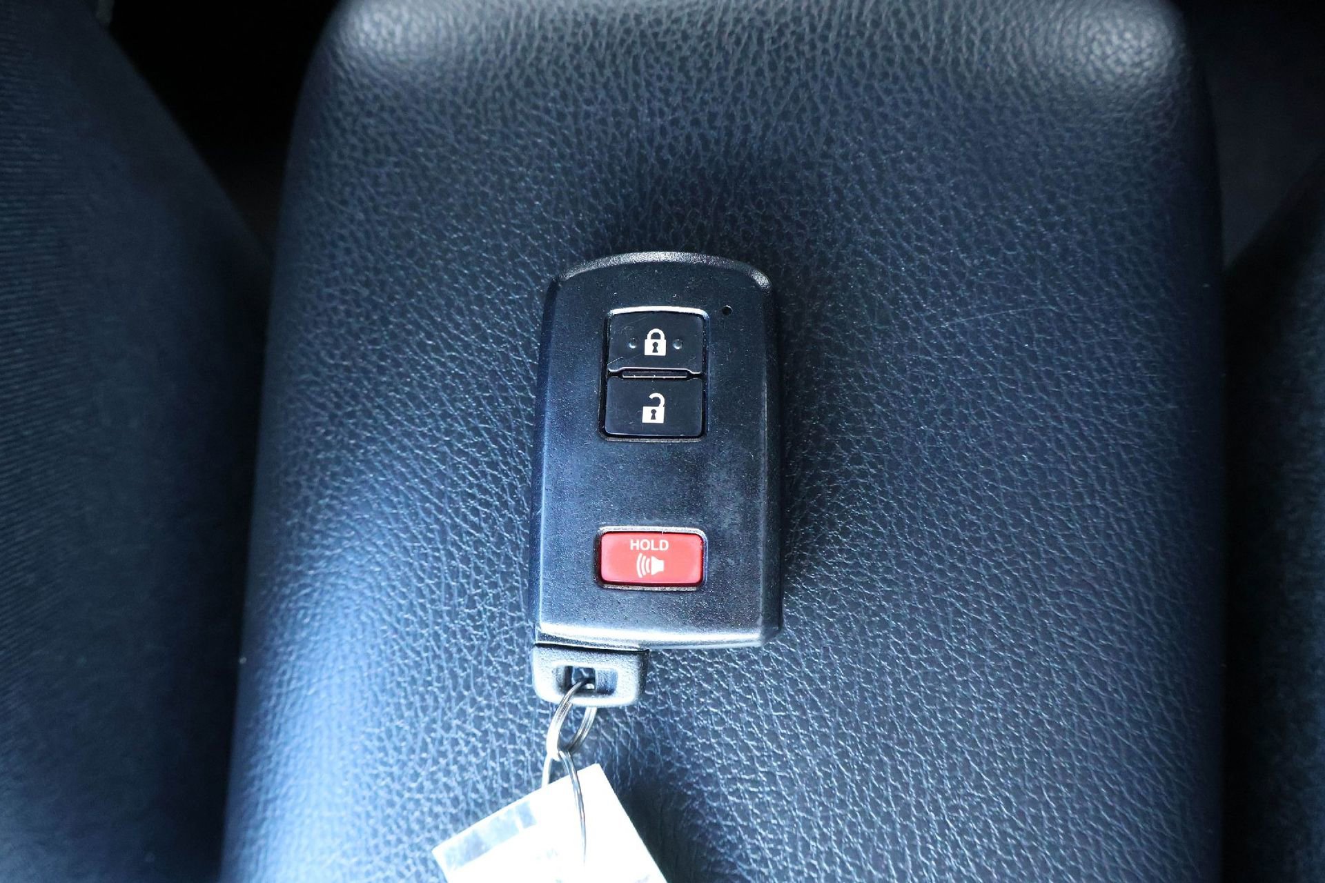 Used 2018 Toyota RAV4 XLE w/ Plus Extra Value Package image 20