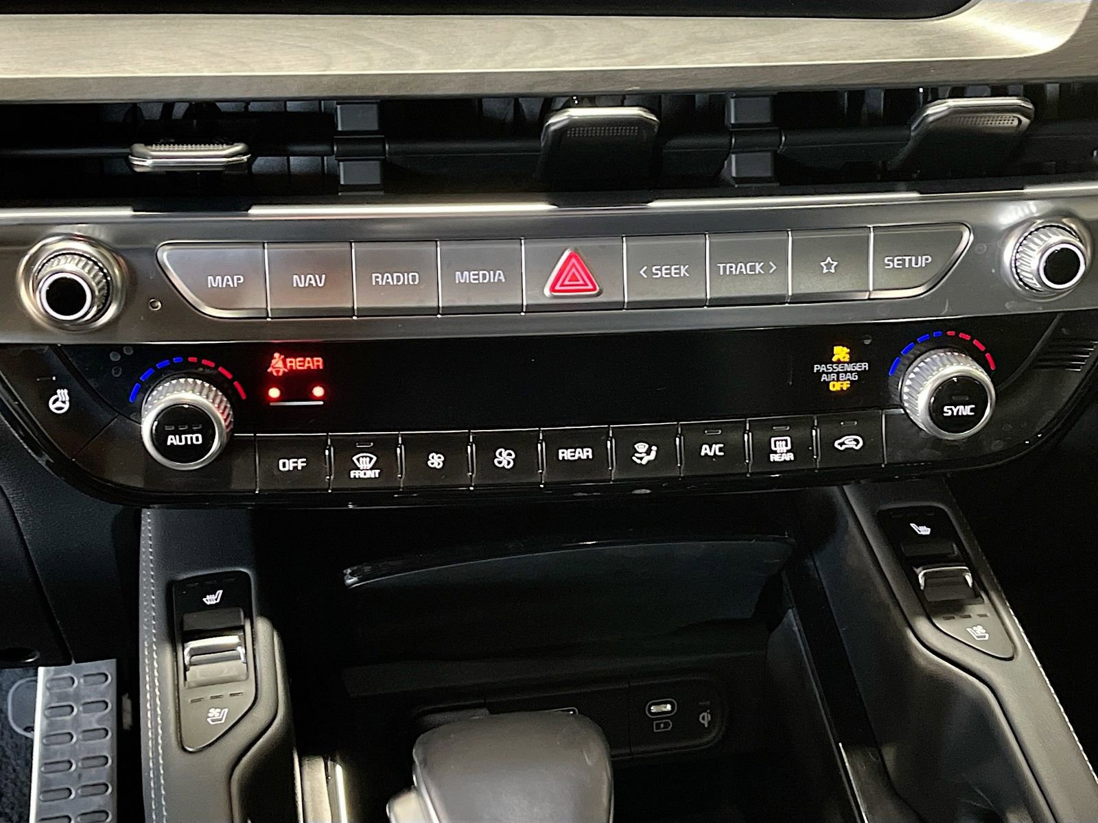 Used 2023 Kia Telluride SX Prestige X-Line AWD/4WD image 16