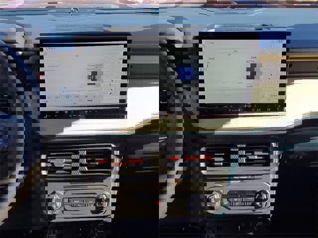 New 2025 Ford Maverick Lariat w/ 4K Tow Package image 34