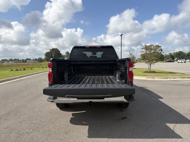 Used 2025 Chevrolet Silverado 1500 LT AWD/4WD image 18