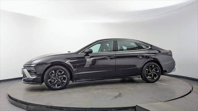 Used 2025 Hyundai Sonata SEL FWD image 3