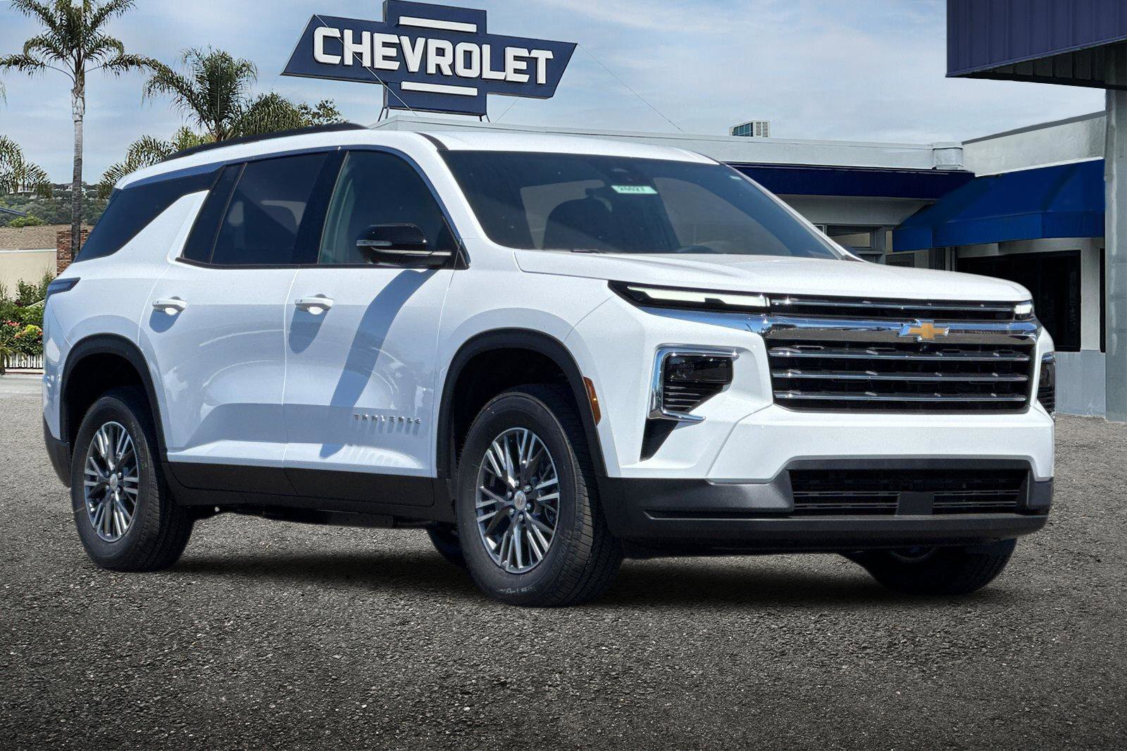 New 2026 Chevrolet Traverse LT w/ Driver Confidence Package image 2