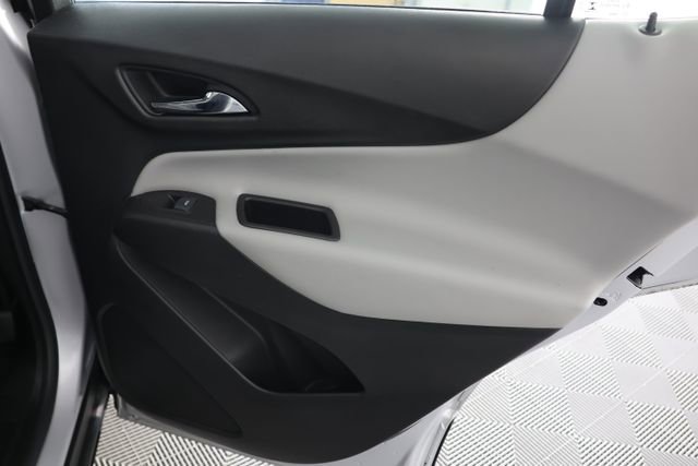 Used 2022 Chevrolet Equinox LS image 25