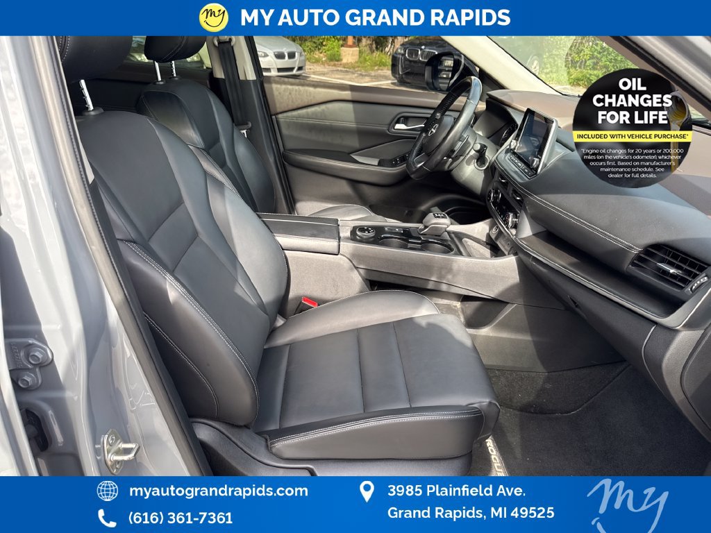 Used 2023 Nissan Rogue SV w/ SV Premium B Package AWD/4WD image 23