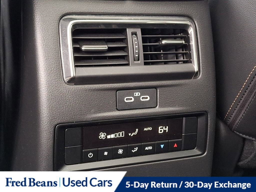 Used 2025 MAZDA CX-70 Plug-In Hybrid w/ Premium Pkg AWD/4WD image 12