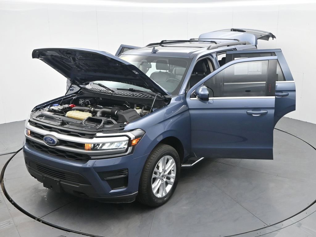 Used 2022 Ford Expedition XLT image 43