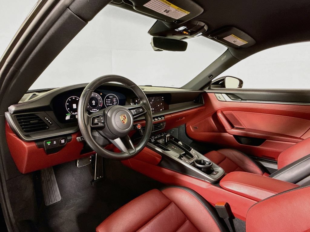 Certified 2025 Porsche 911 Carrera T RWD image 11