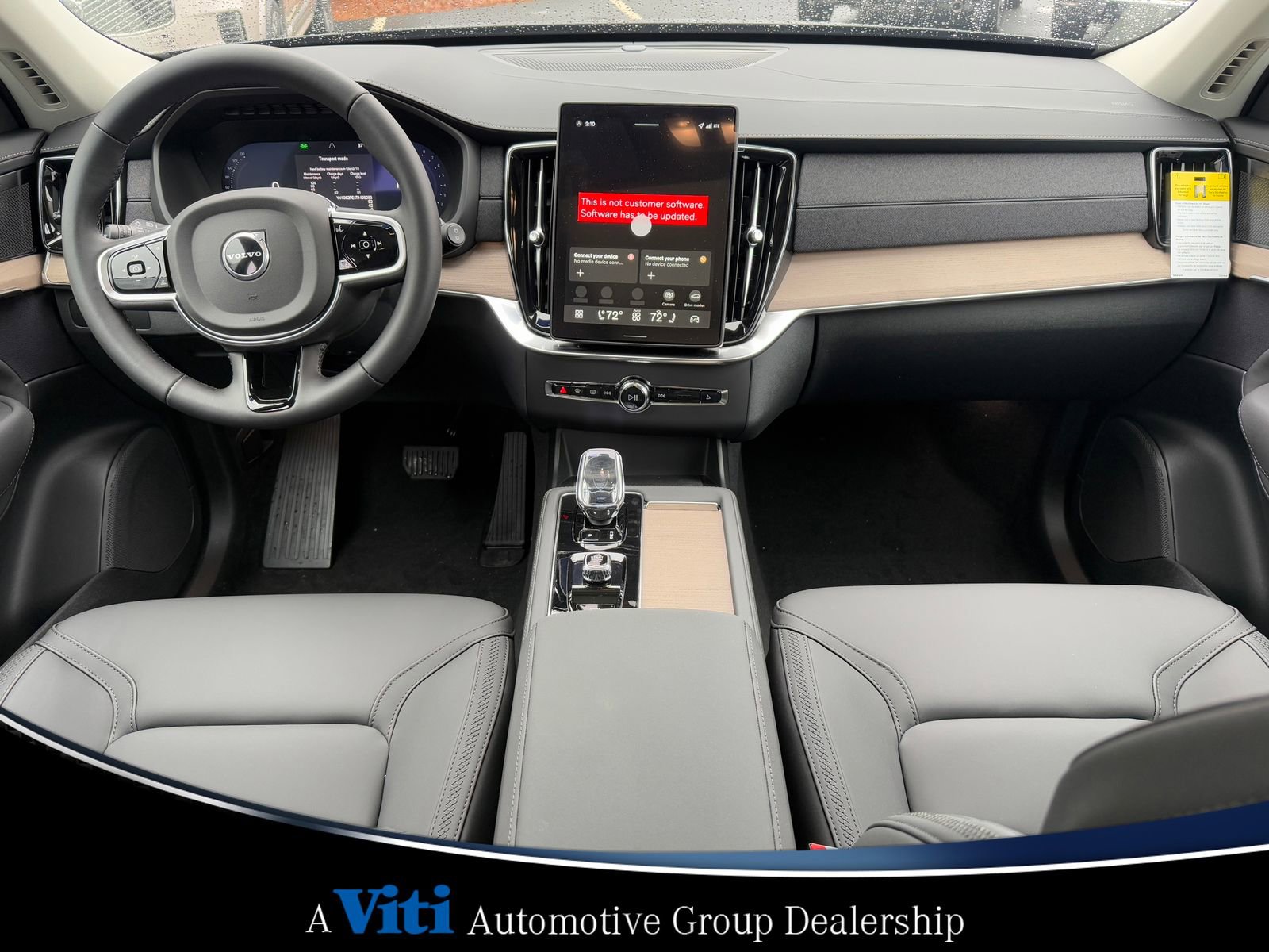 Used 2026 Volvo XC90 B6 Plus w/ Protection Package Premier image 2