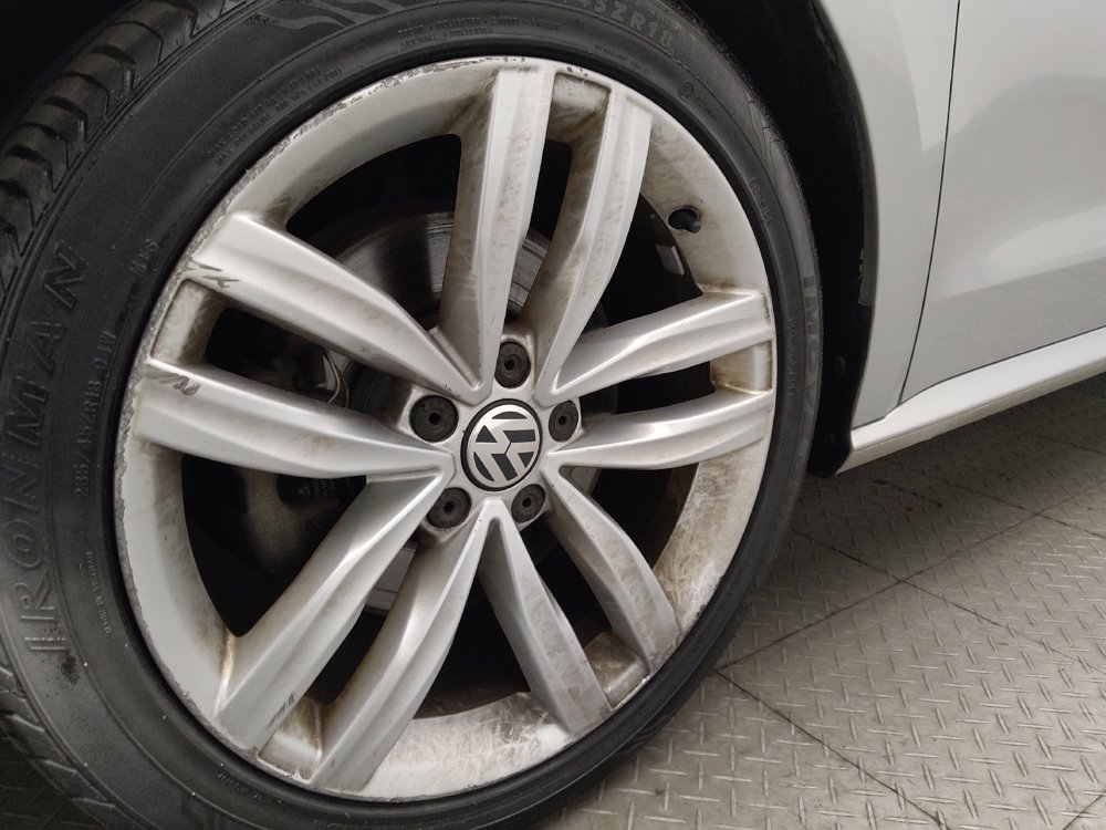Used 2019 Volkswagen Passat 2.0T Wolfsburg FWD image 31