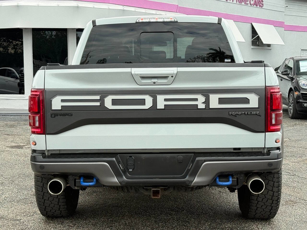 Used 2017 Ford F150 Raptor w/ Equipment Group 802A Luxury AWD/4WD image 8