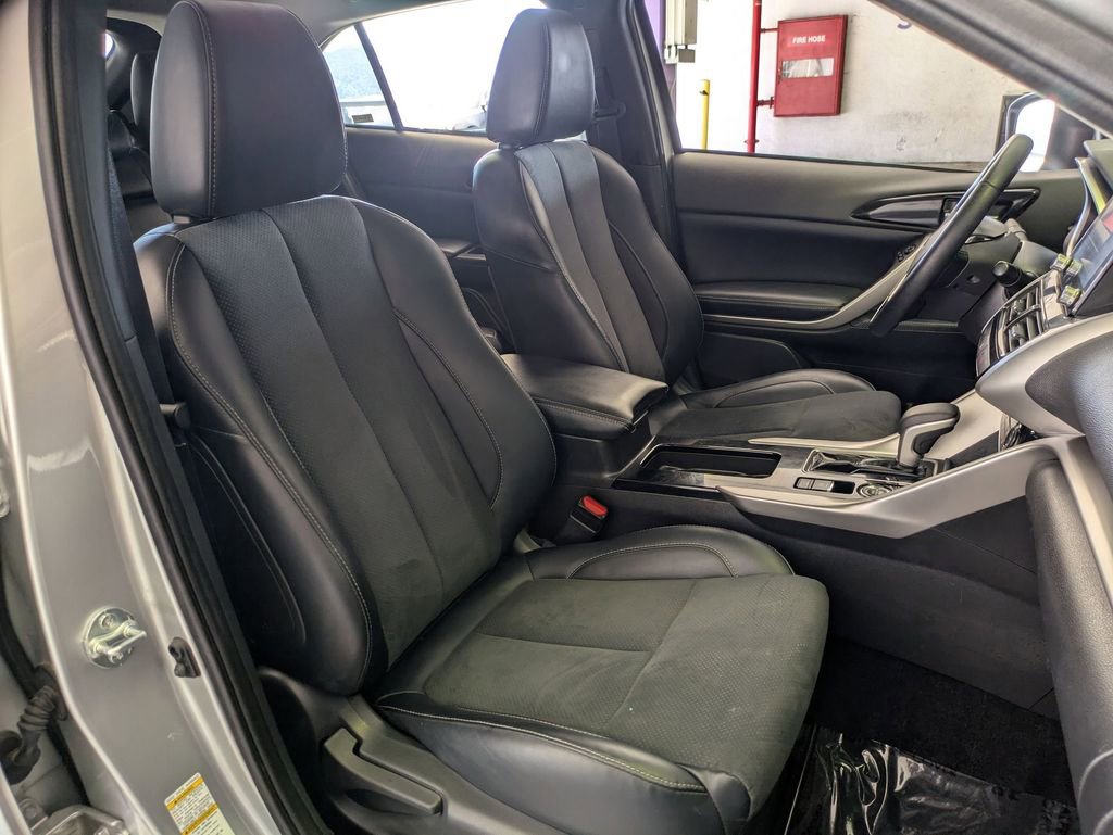 Used 2025 Mitsubishi Eclipse Cross SE AWD/4WD image 28
