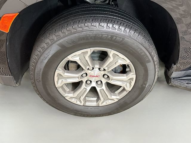 Used 2023 GMC Yukon SLE w/ Gmc Pro Safety Plus Package image 33