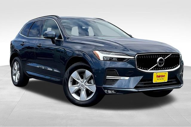 Used 2022 Volvo XC60 B5 Momentum