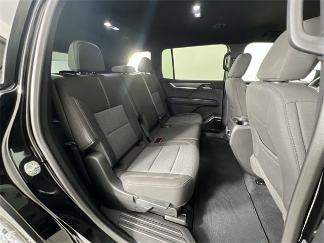 Used 2025 GMC Acadia Elevation image 28