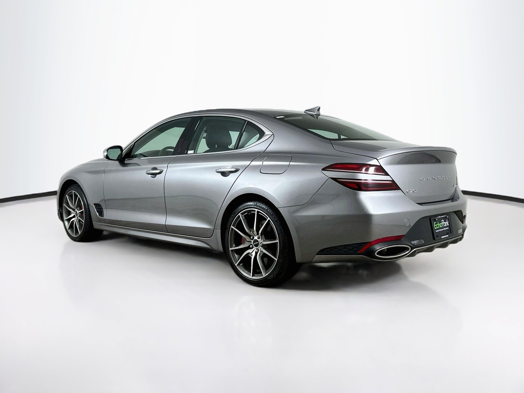 Used 2025 Genesis G70 2.5T AWD/4WD image 5