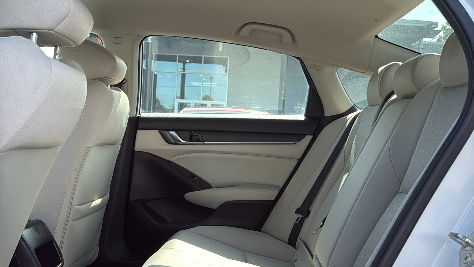 Used 2018 Honda Accord LX image 21
