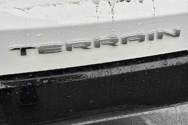 New 2026 GMC Terrain AT4 w/ Convenience Package III image 32