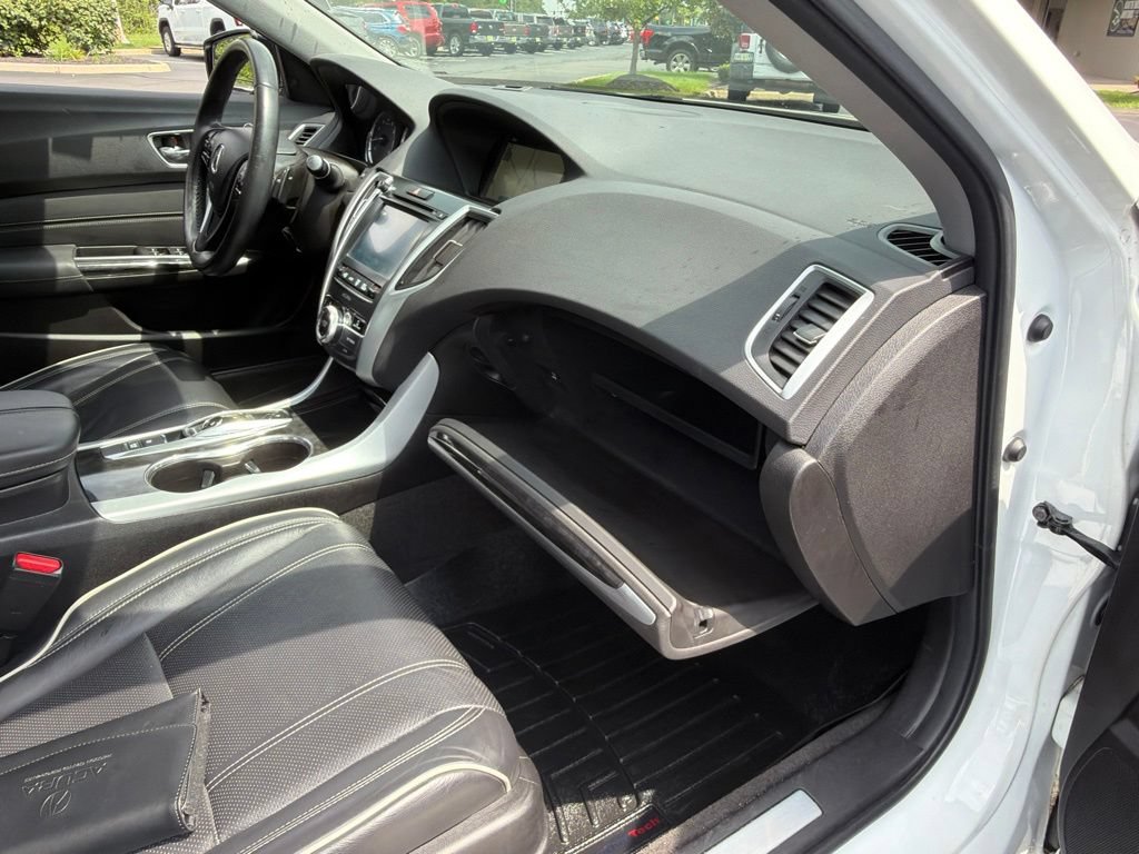 Used 2018 Acura TLX w/ Technology Package FWD image 46
