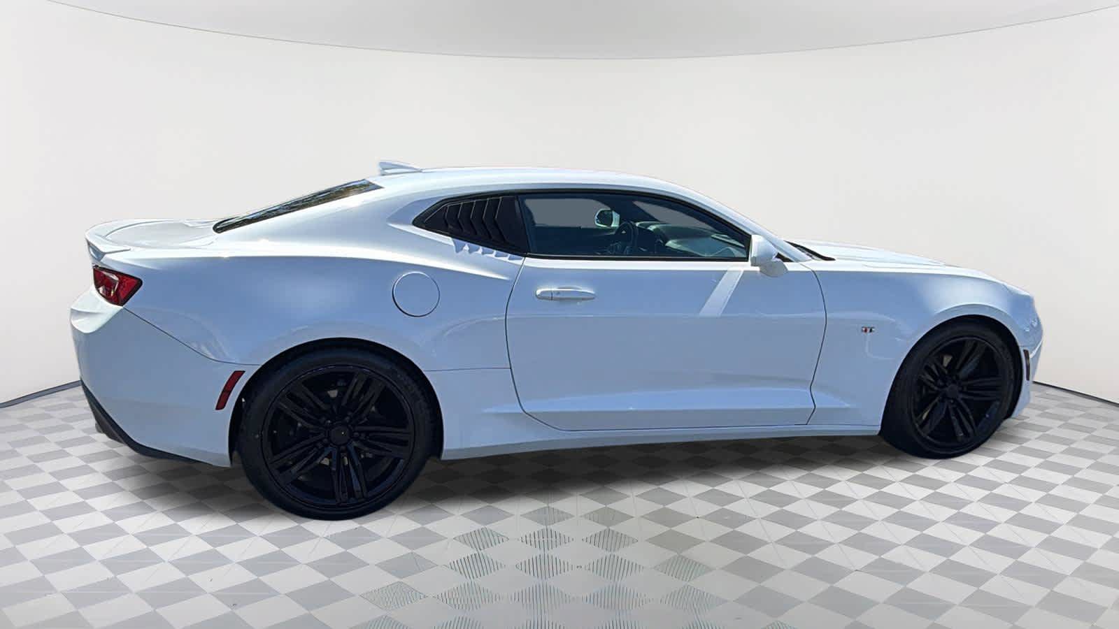 Used 2017 Chevrolet Camaro LT w/ RS Package RWD image 4