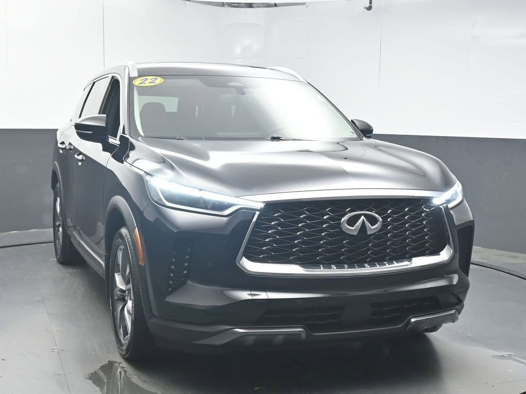Used 2022 INFINITI QX60 Luxe w/ Cargo Package FWD image 2