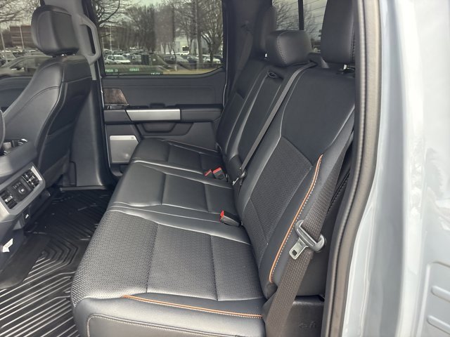 Used 2026 Ford F250 Lariat w/ FX4 Off-Road Package image 19