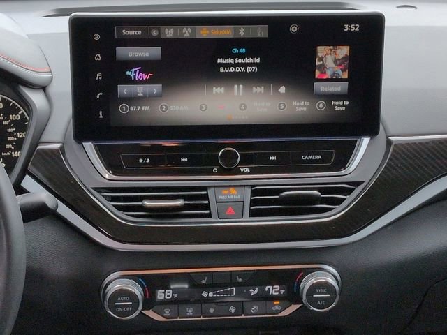 Used 2025 Nissan Altima 2.5 SR w/ SR Premium Package image 17